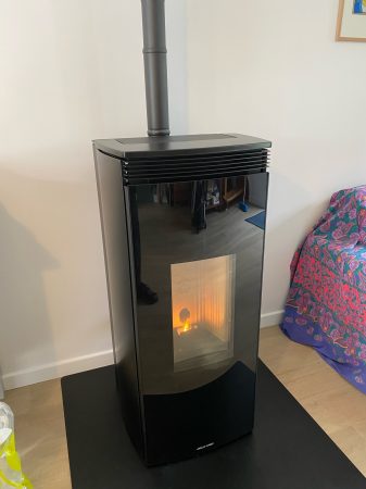 installation, devis gratuit, poêle à bois, poêle à granulés, mise en service gratuite, ramonage, presqu'ile de rhuys